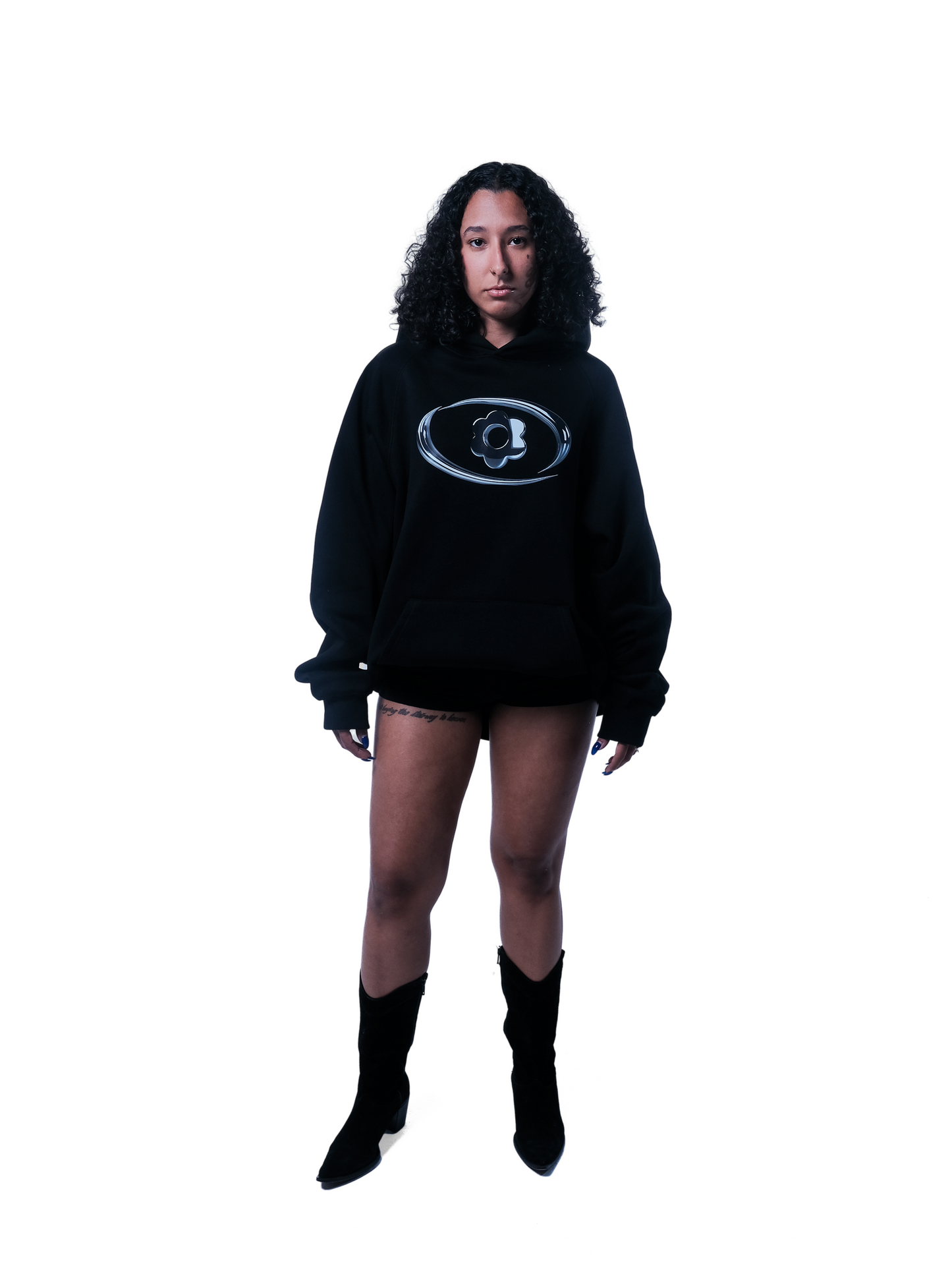 MAGNOLIA HOODIE OVERSIZED IN BLACK